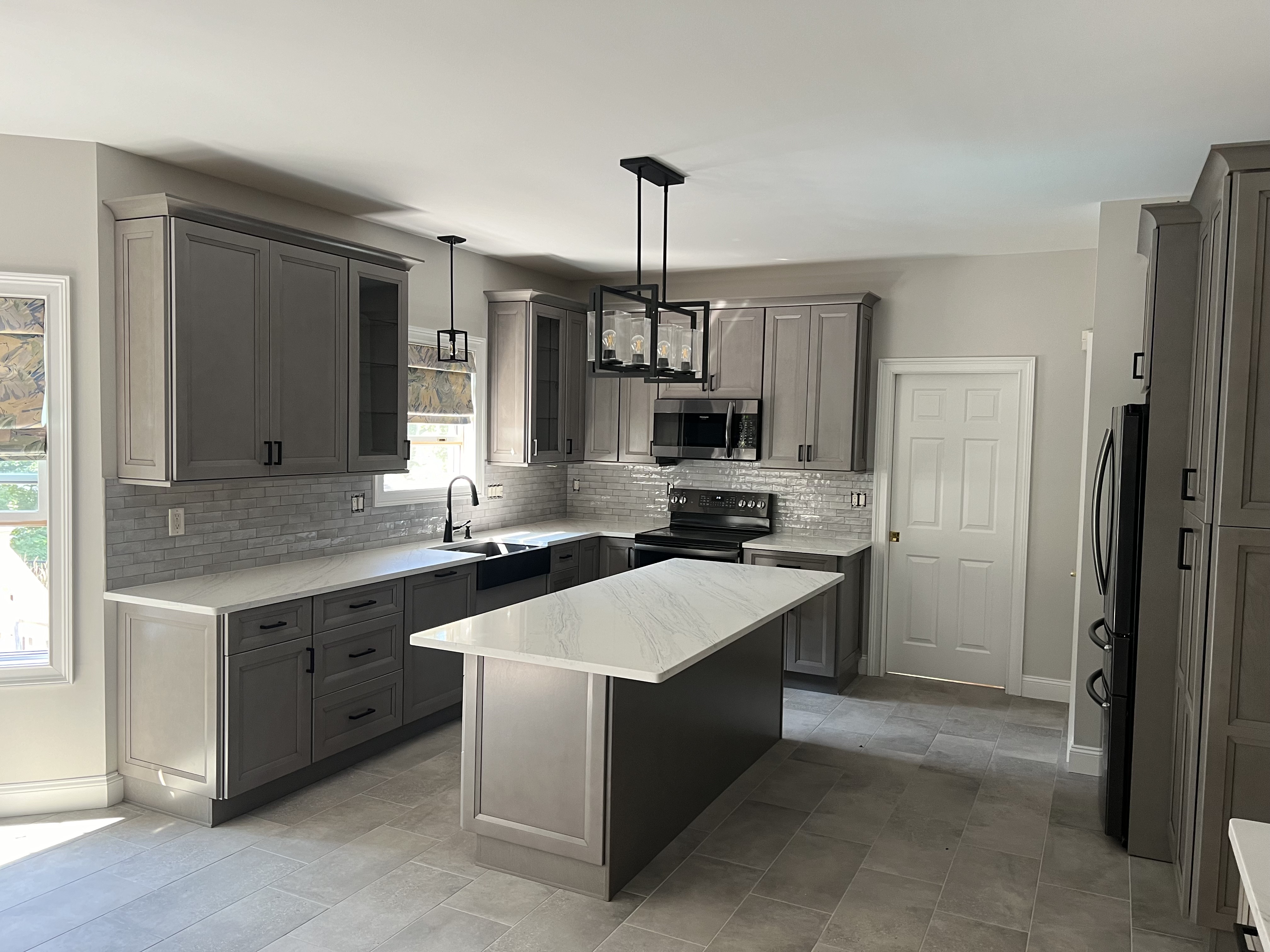 White Shaker Kitchen